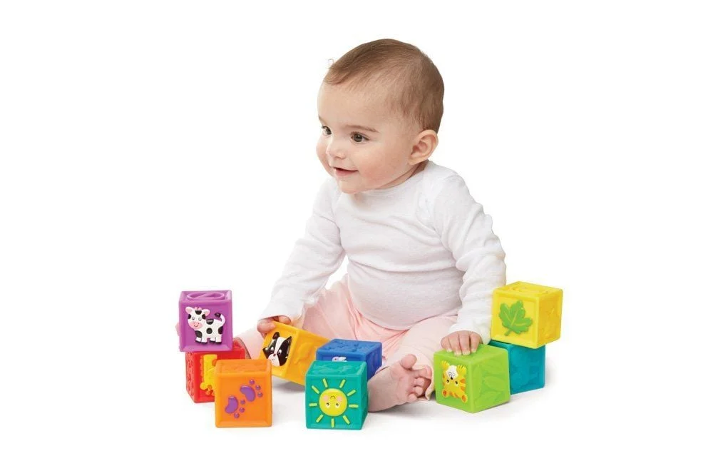 toysandco-2048276